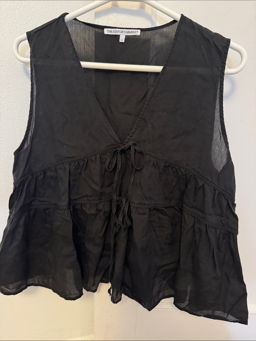 The Editor's Market Black Sleeveless Tie-Front Ruffle Blouse